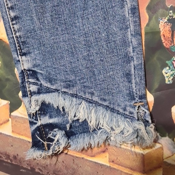 Kancan Distressed Skinny Jeans Size 5/26 NWT - Picture 5 of 8